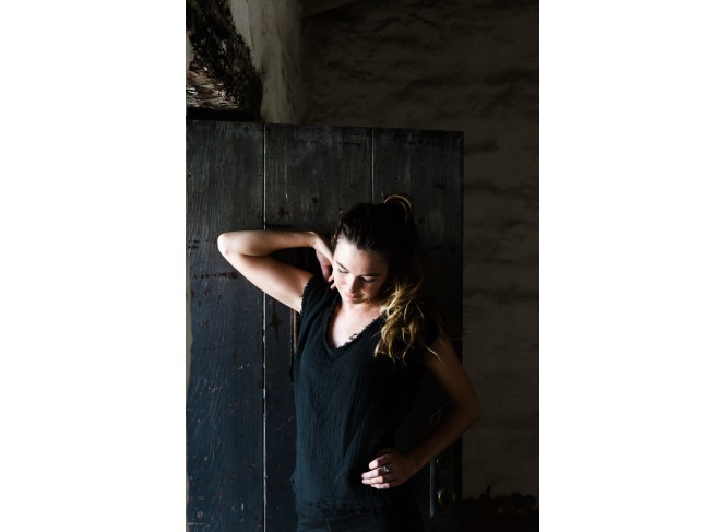 Mia Shell Black