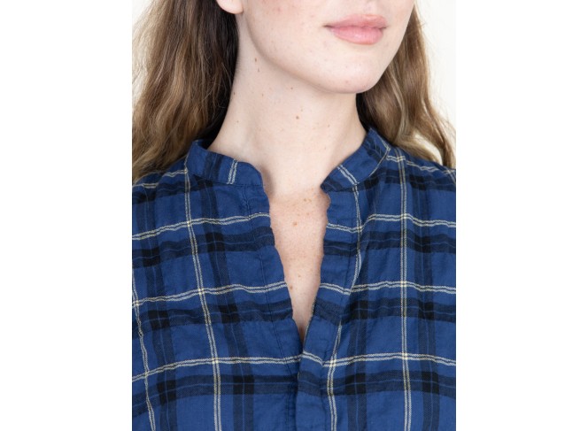 Monet Top Anchor Plaid Crinkle