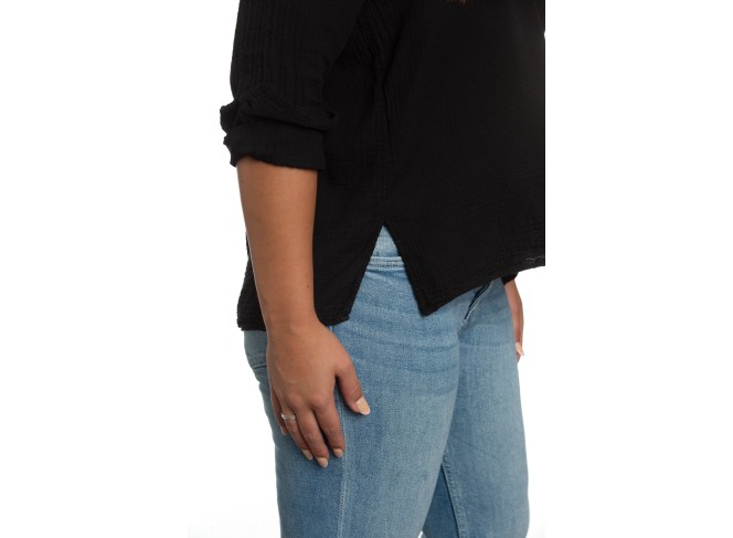 Hampton Pullover in Black Gauze